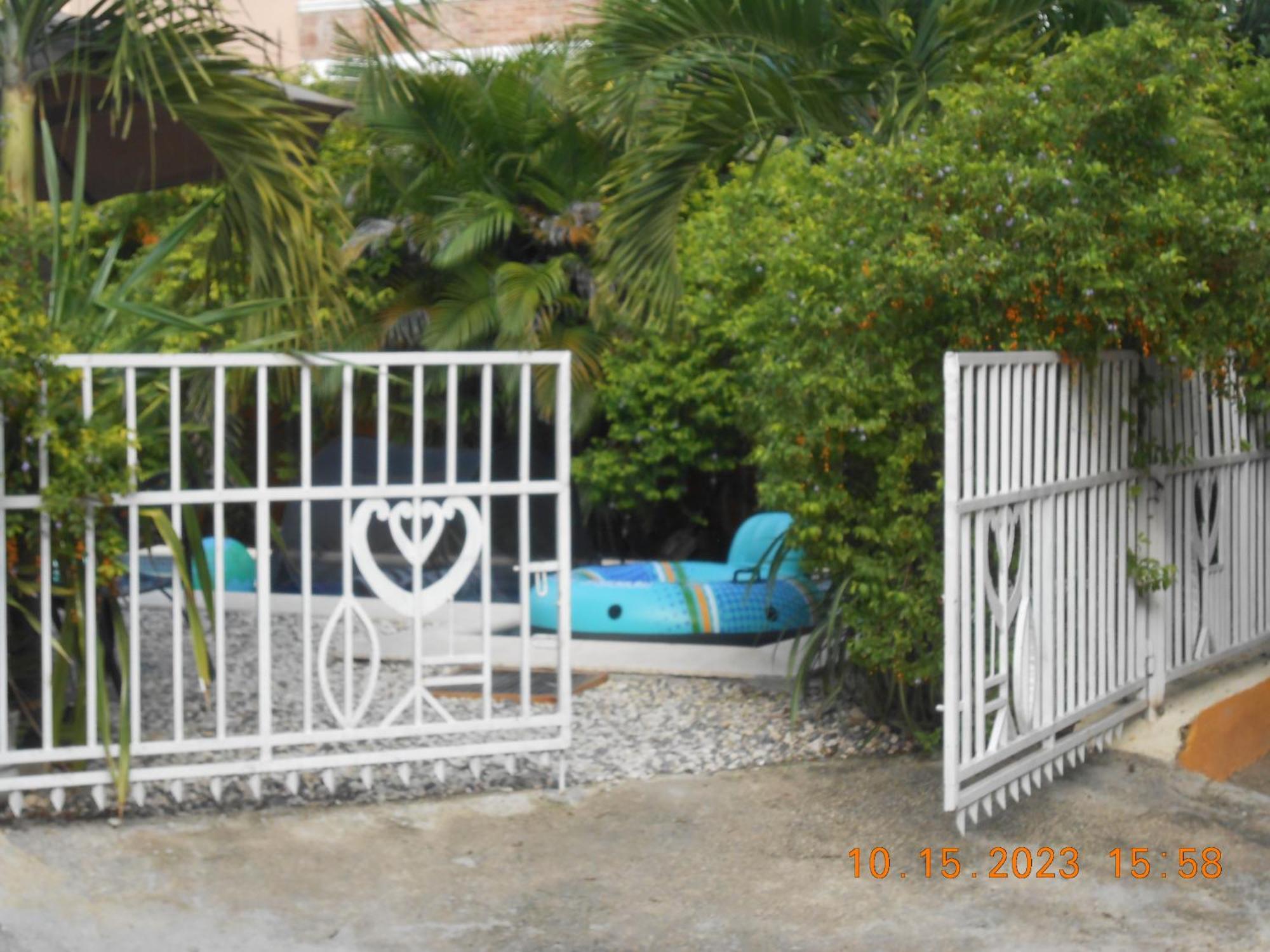 Gustave Vacation House Villa Port-au-Prince Esterno foto