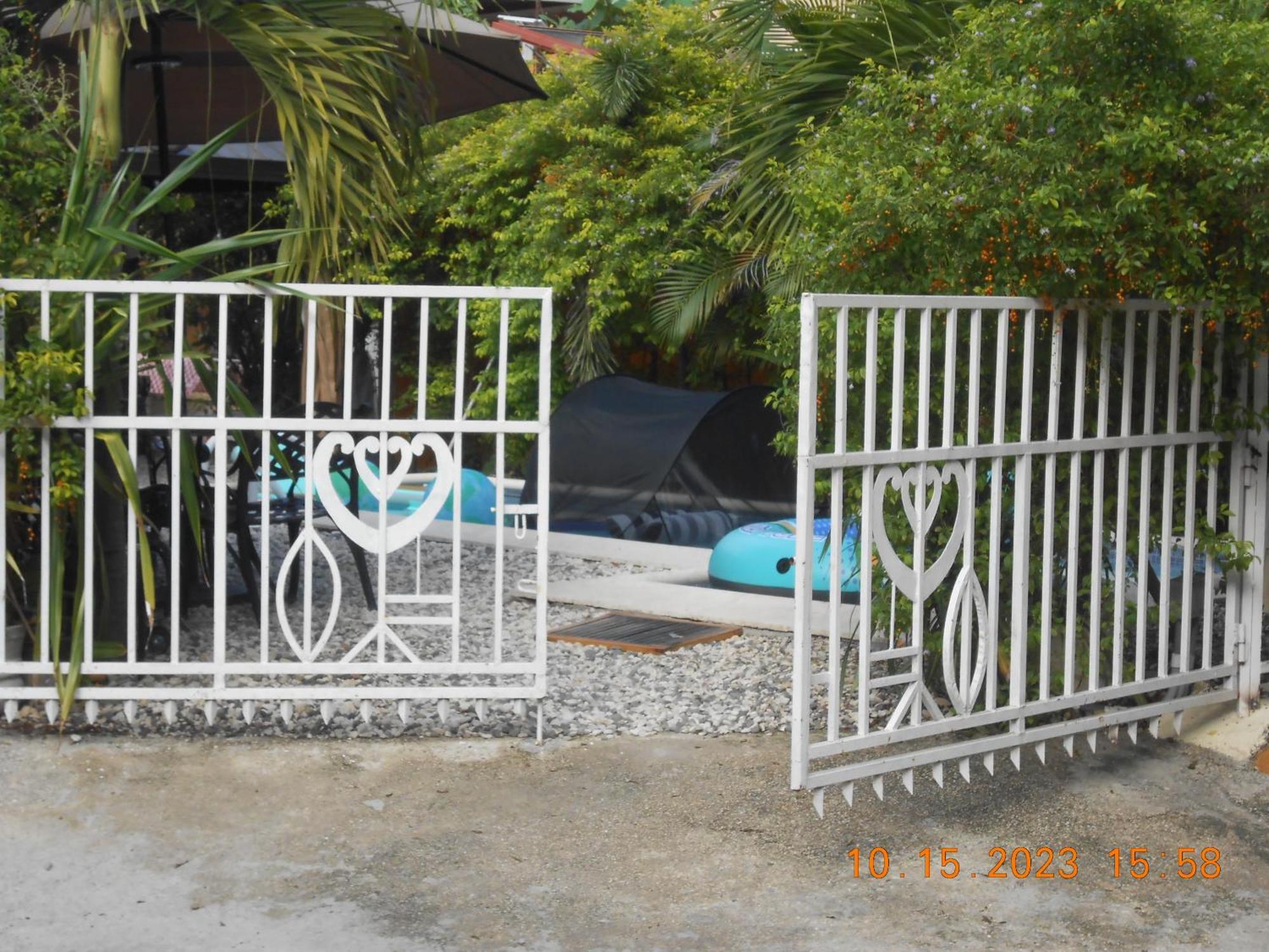 Gustave Vacation House Villa Port-au-Prince Esterno foto